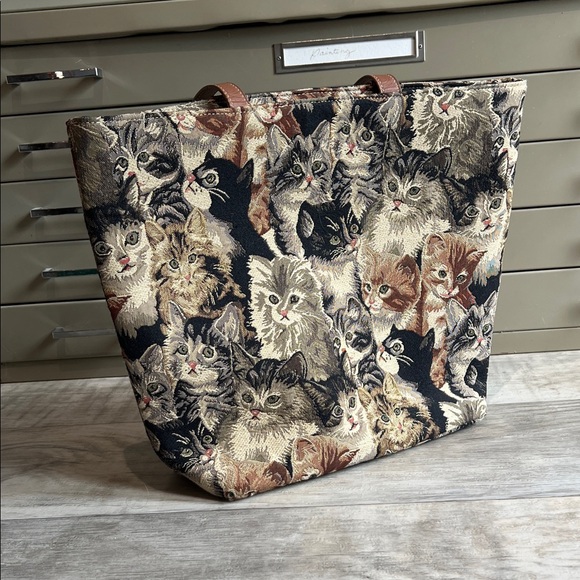 Cat Tapestry Zippered Tote Bag - Picture 1 of 7